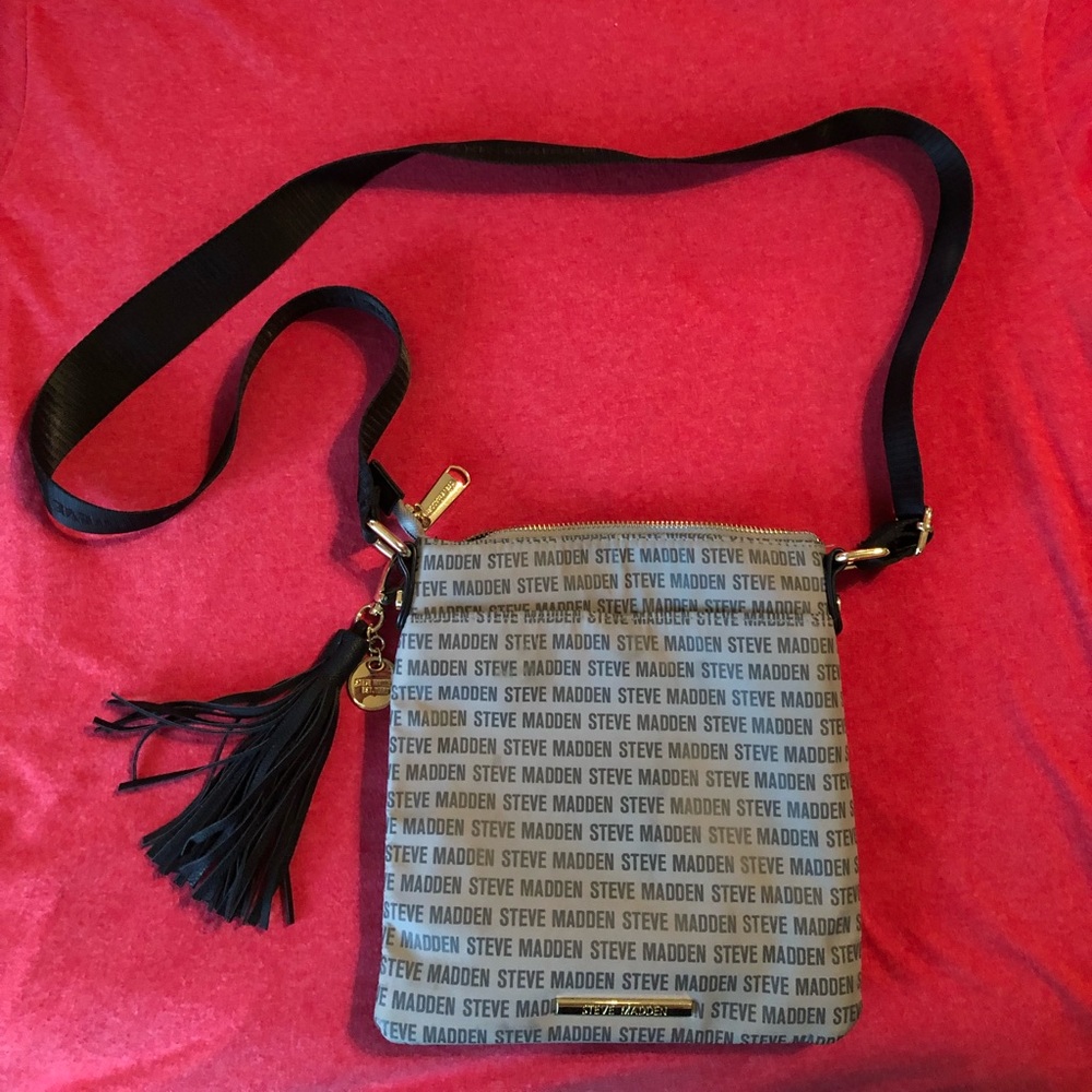 Steve Madden crossbody bag